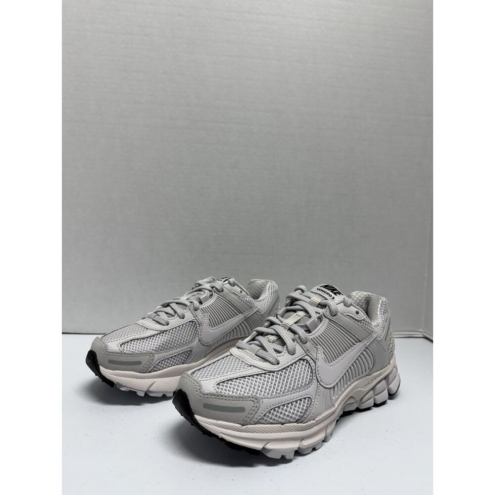 Nike Air Zoom Vomero 5 Vast Grey BV1358 001 Size 4 Men Size 5.5 Women Mesh Run